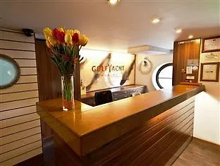 Rohan Boat Hotel en barco Praga