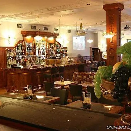 Avion Hotell 3*