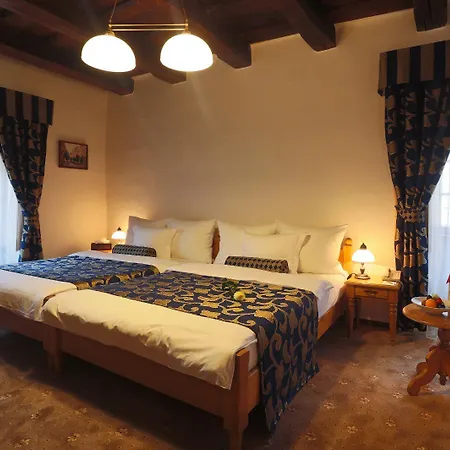 Questenberg Hotel 4*