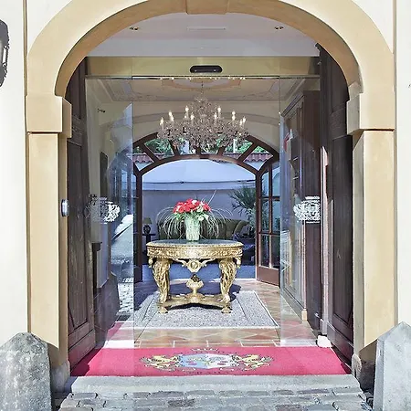 Alchymist Nosticova Palace 5*
