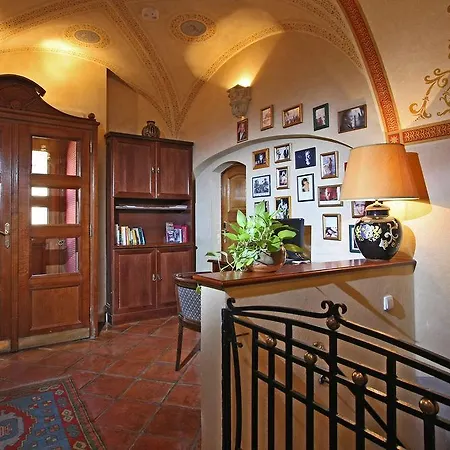 Alchymist Nosticova Palace 5*