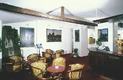 Atos Szálloda