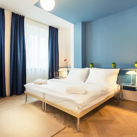 Axa Szálloda 3*