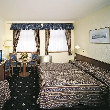 Arbes Hotel