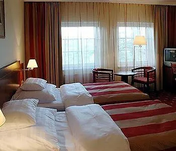 Hotel Villa Hotell 4*