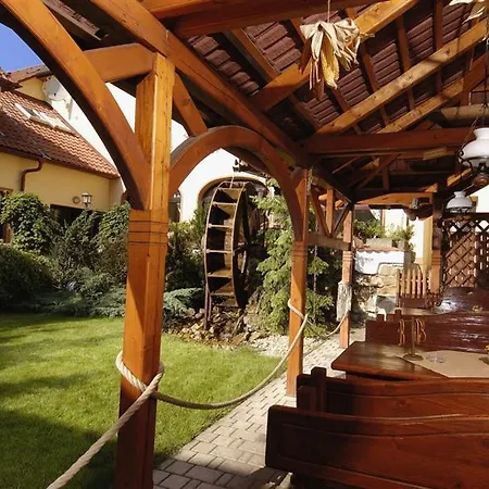 Selsky Dvur - Bohemian Village Courtyard Prague