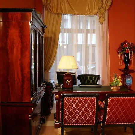 Szálloda Ea Embassy 4*