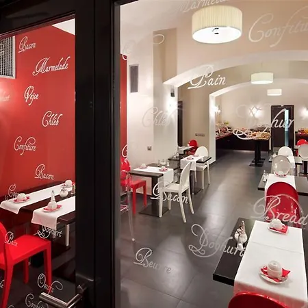 Hotel Red&blue Design