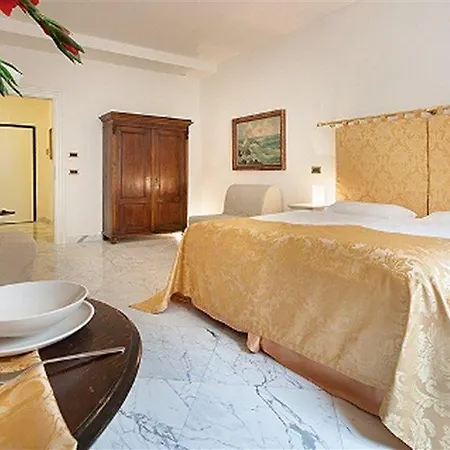 Szálloda Leon D'oro 4*