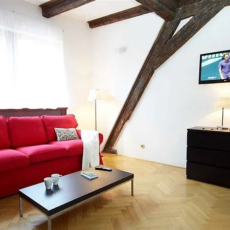 Apartment Old Town *
