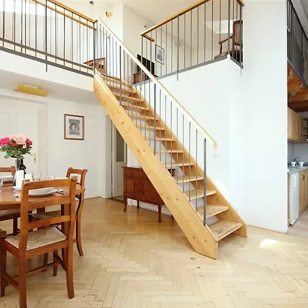Apartment Old Town *