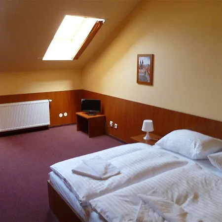 Hotel Zlata Vaha 3*