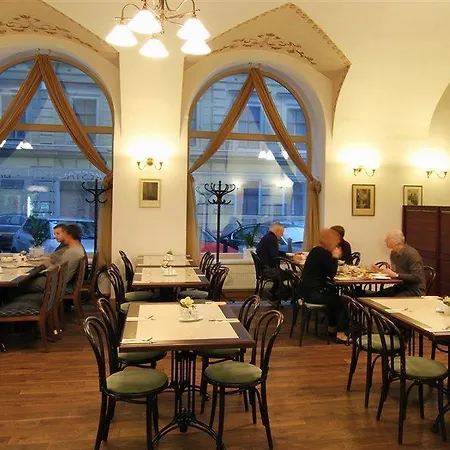 Szálloda Michelangelo Grand