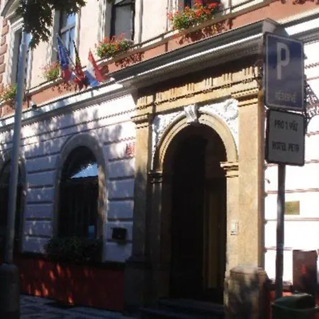 Hotel Petr 3*