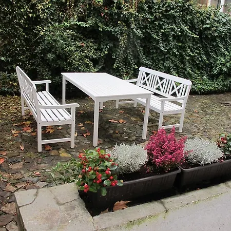 Apartment Near Lesser Town Prague