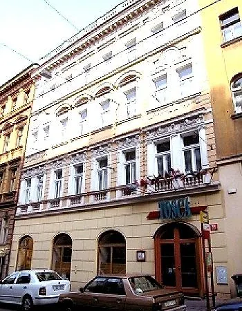 Ea Tosca 3* Praga