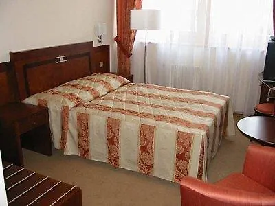 Hotel Luxury Family Bílá Labuť 4*