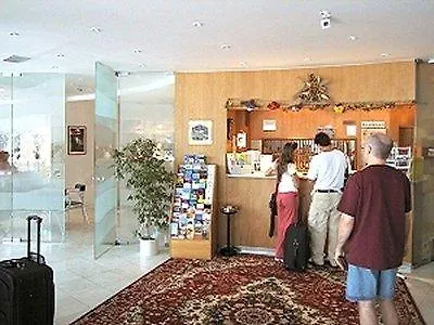 Luxury Family Bílá Labuť 4* Praha