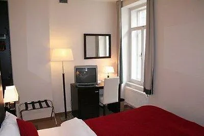Davinci Hotel