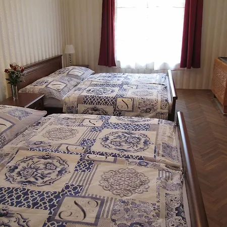 Apartment Near Lesser Town
