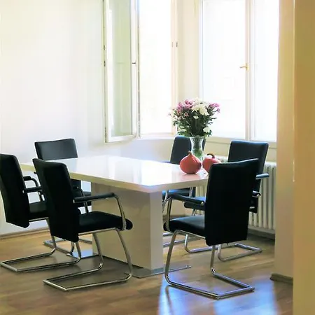 Appartement Old Town Square Superior - Valentin