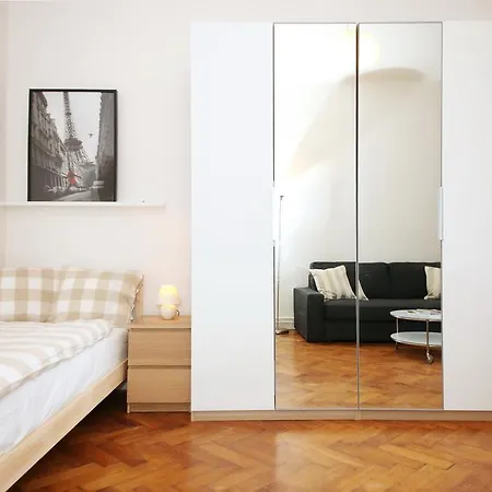 With 2 Bathrooms- 5 Minutes From Old Town - 102 M2
