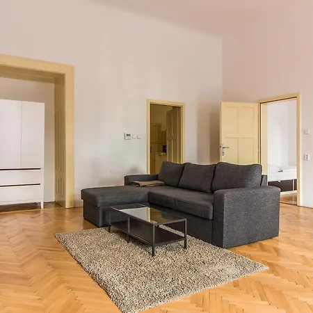 Apartment Mighty Truhlarska *