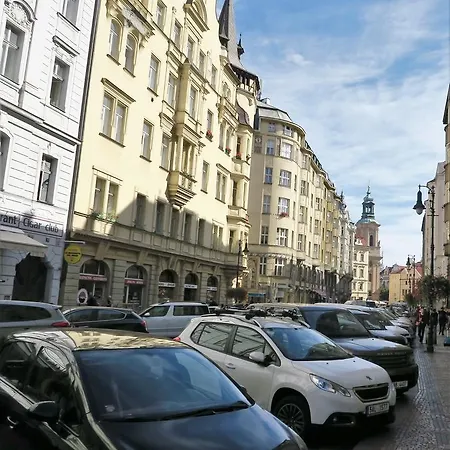 Appartement Old Town Square Superior - Valentin *