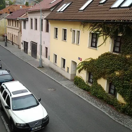Apartment Gardenview Privat Studio Prag