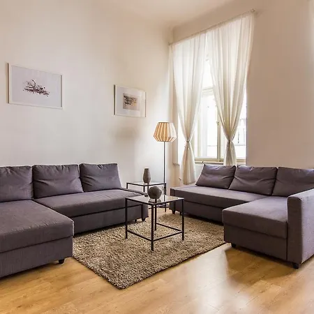 Apartment Mighty Truhlarska Prague