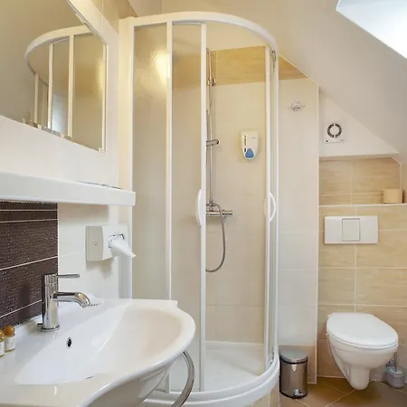 Kern Guest house 3*