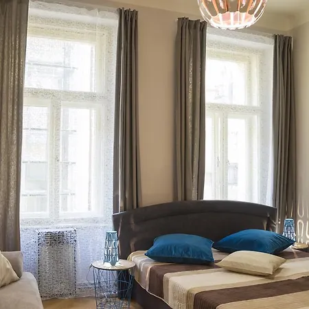 Modern Zlatnicka 8 Apartment