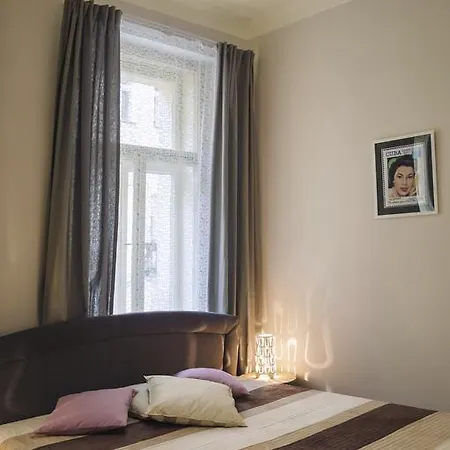 Apartment Modern Zlatnicka 8 Prague