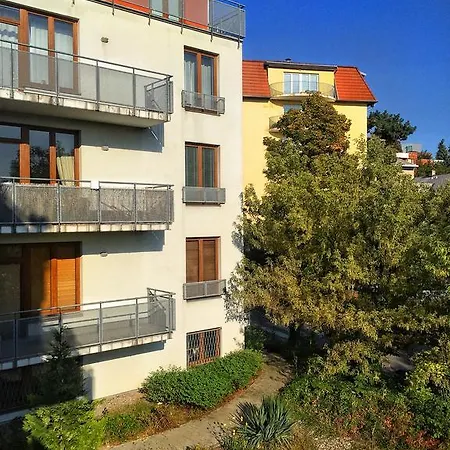 Apartment Na Hrebenkach Prague