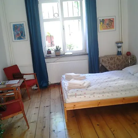 Gardenview Privat Studio Apartment *