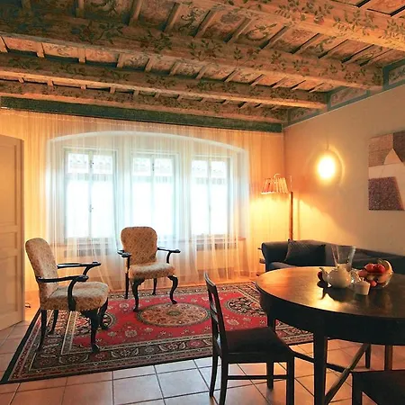 Apartment Vlasska House At The 3 Swallows