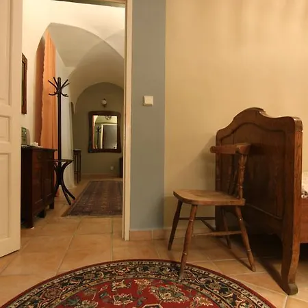Apartment Vlasska House At The 3 Swallows *