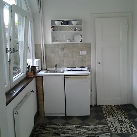 Gardenview Privat Studio Apartment *