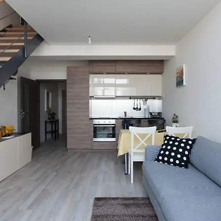 Kent Ridge Loft, Sokolska * Prague