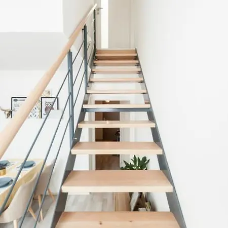Kent Ridge Loft, Sokolska Apartmán Praha