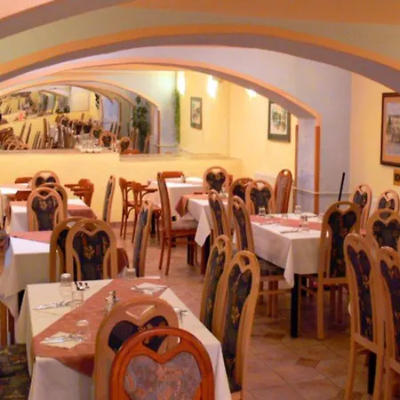 Club Hotel Praga