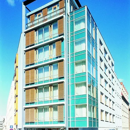 Mamaison Downtown Hotel 4*