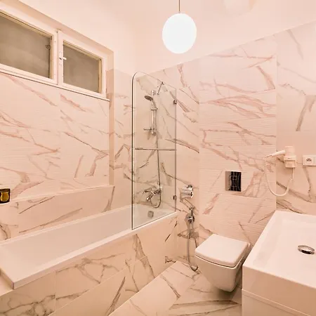 3pomegranates Apartment