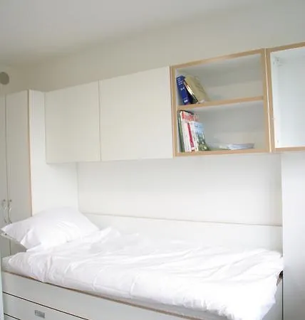 Student House Botic Hostel *