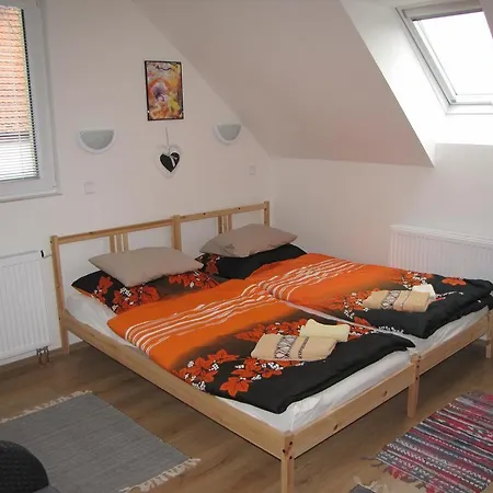 Rivendell Apartman *
