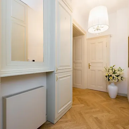 Empirent Wenceslas Square Apartments Apartment