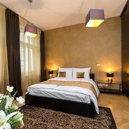 Empirent Wenceslas Square Apartments *