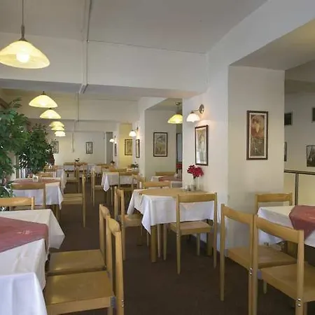 Ξενοδοχείο Legie 3*