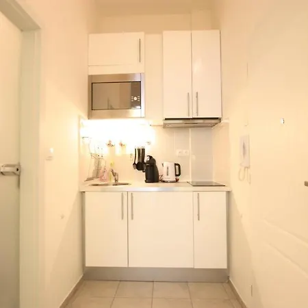 Cozy Central Studio Apartment