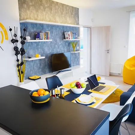 Apartment V Haji 1 Prague